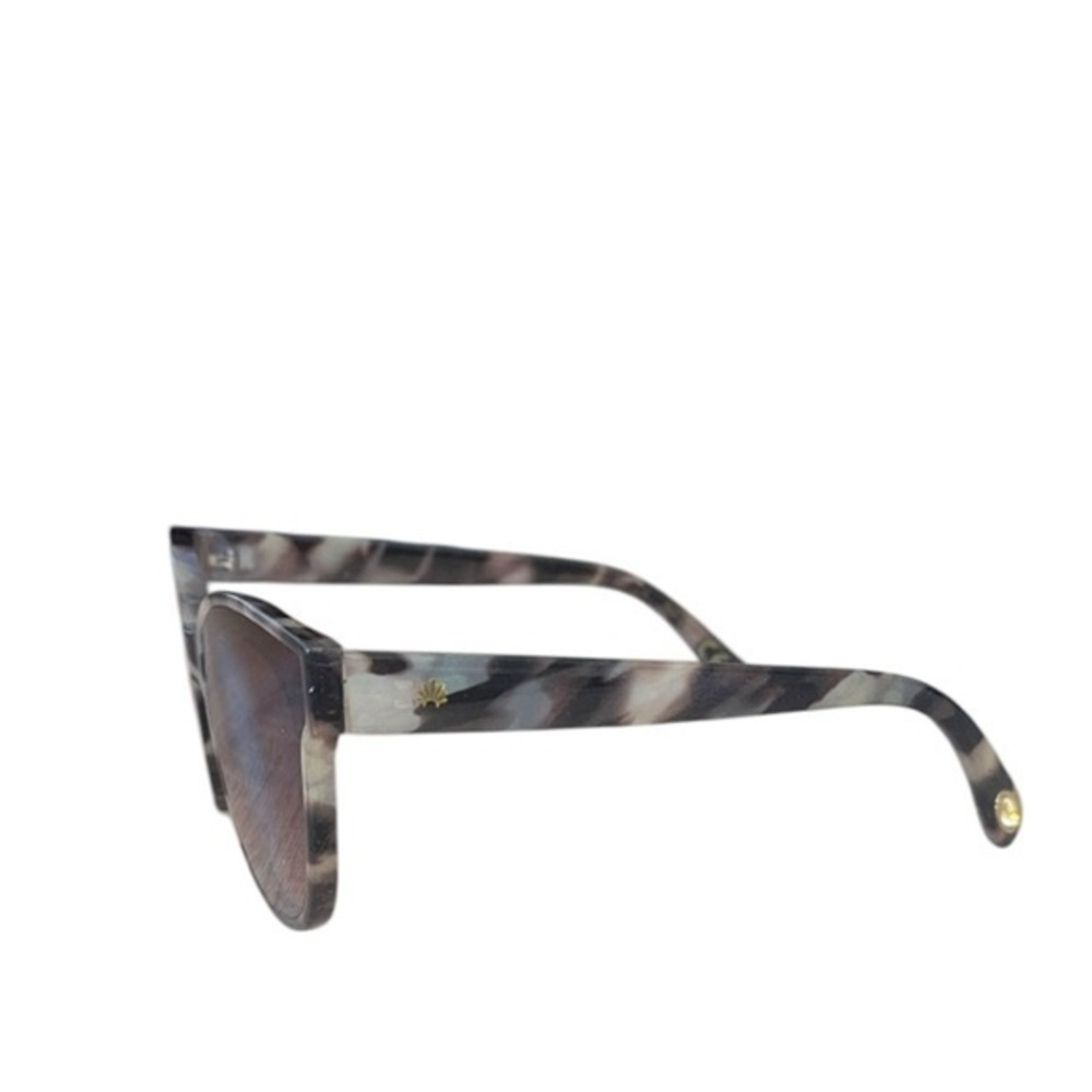 Lele Sadoughi Brooklyn Brown Oversized Tortoise Sunglasses - Picture 6 of 9